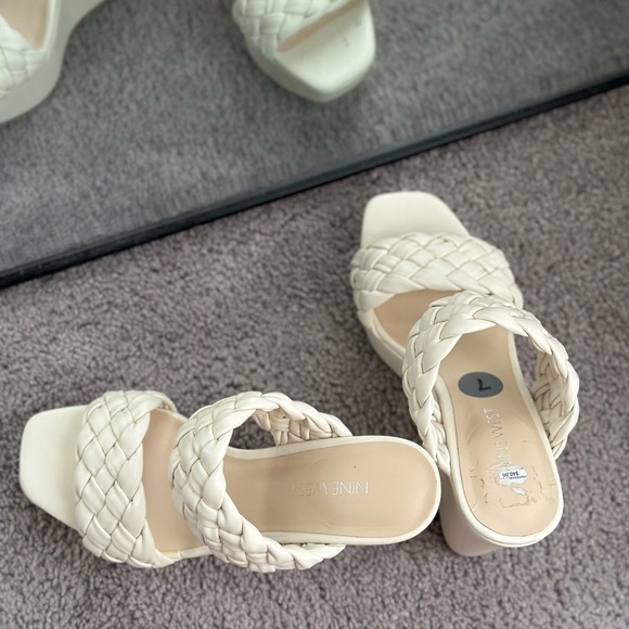 NESSIE WEDGE SANDALS - Picture 6 of 11